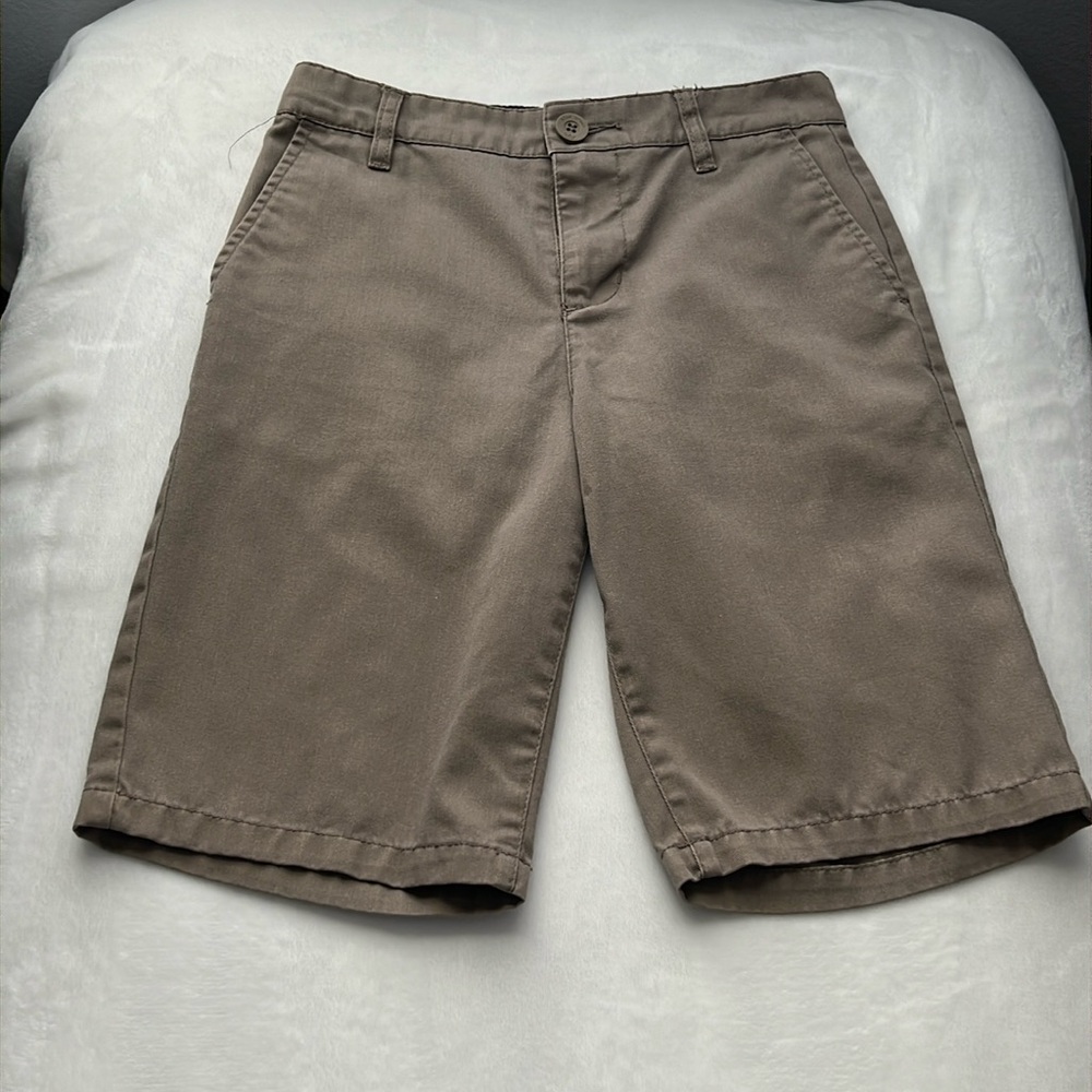 Boys Class Chino Blue Crown Shorts in a Khaki brown